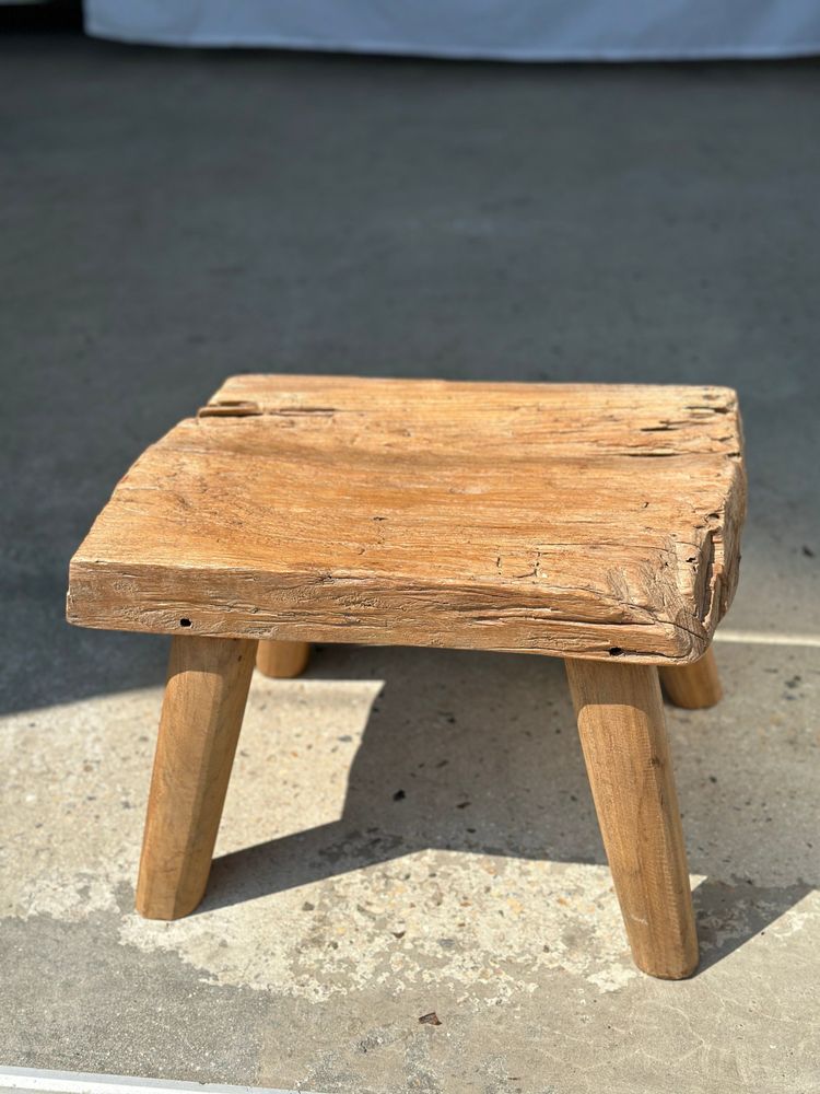 Tabourets - Petite table d'appoint ou tabouret en teck blond quadripode H:30 L43 l30 - OFFICE OBJETS