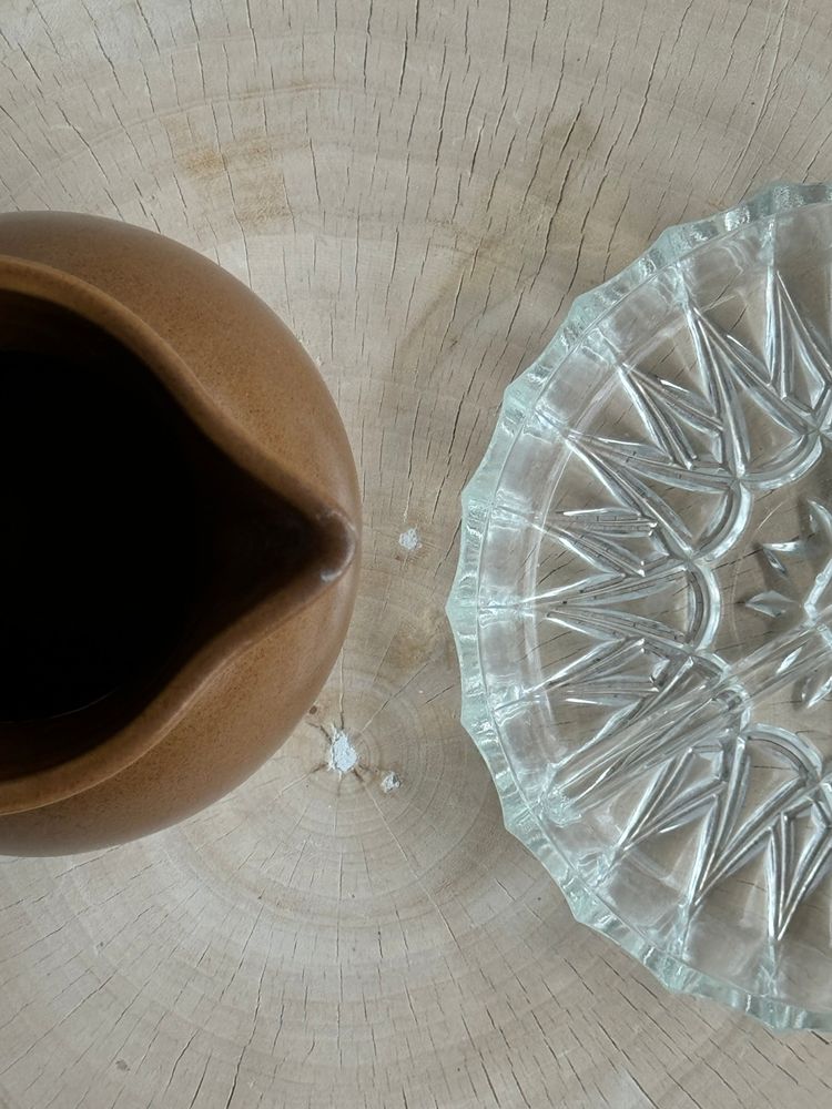 Carafes - Pichet en grès panse boule marron - OFFICE OBJETS