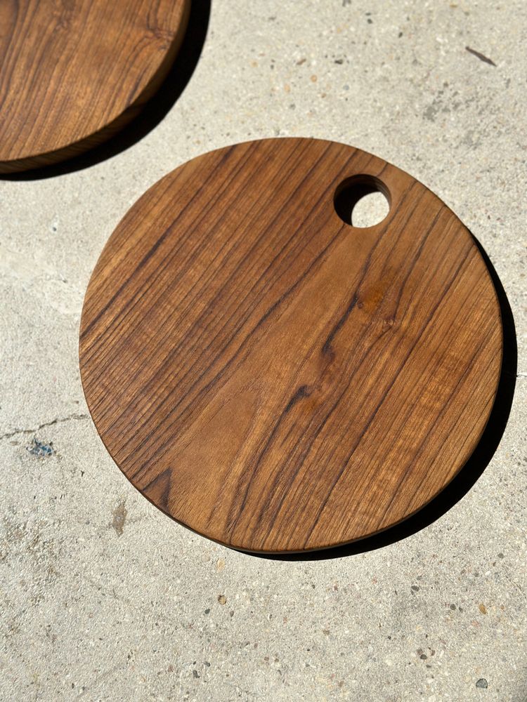 Kitchen utensils - Circular cutting board in openwork monoxyl teak D:25 - OFFICE OBJETS