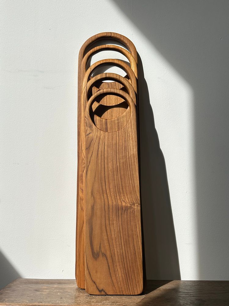 Ustensiles de cuisine - Planche à découper ou de présentation en teck monoxyle à anse (T1) - OFFICE OBJETS