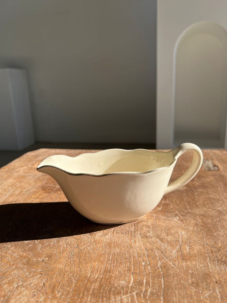 Couverts & ustensiles de cuisine - Saucière ancienne crème L : 20,5cm - OFFICE OBJETS
