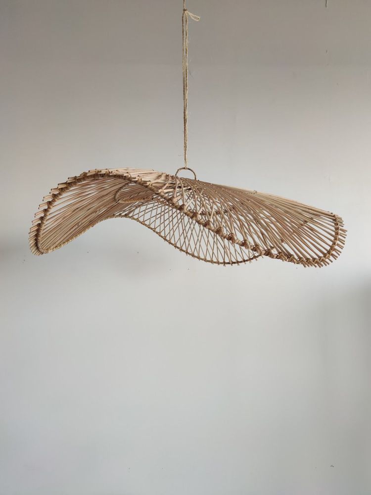 Hanging lights - Rattan suspension or lighting fixture in the shape of an undulating circular tray with lattices D:75 - OFFICE OBJETS
