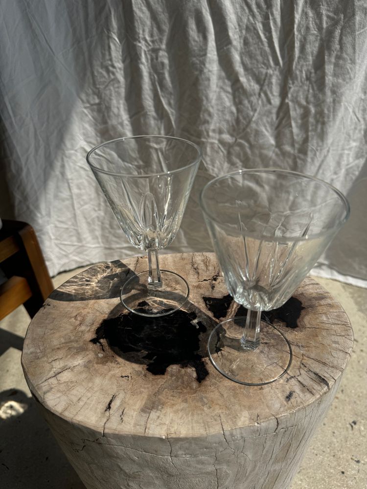 Other tables - Side table in petrified wood, predominantly white with black spots in the heart H:41 D:20 - OFFICE OBJETS