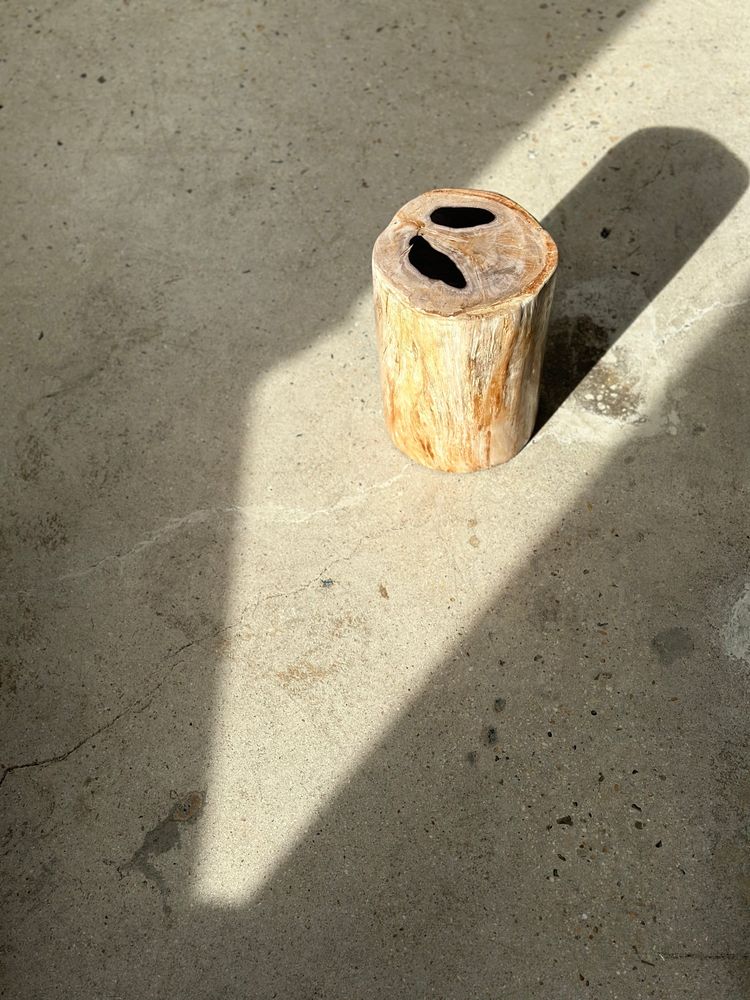 Other tables - Side table in white petrified wood 2 black spots H:28cm D:18.5cm - OFFICE OBJETS