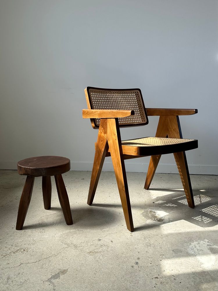 Stools - Tripod stool in upcycled teak, low flat - Small tripod stool in brown solid wood, flat circular seat H:35cm D:30cm - OFFICE OBJETS