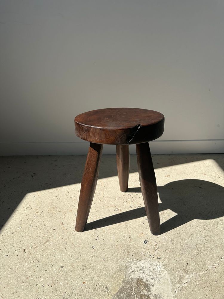 Stools - Tripod stool in upcycled teak with flat top - Small tripod stool in brown solid wood with flat circular seat H:40cm - OFFICE OBJETS