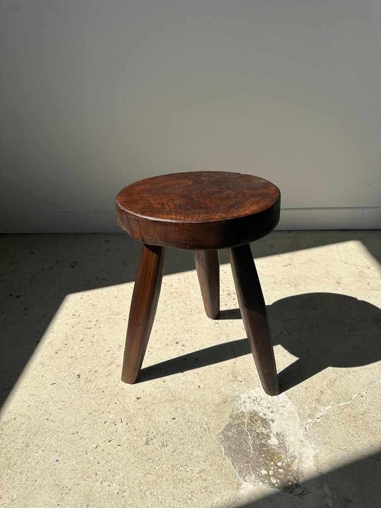 Stools - Tripod stool in upcycled teak with flat top - Small tripod stool in brown solid wood with flat circular seat H:40cm - OFFICE OBJETS