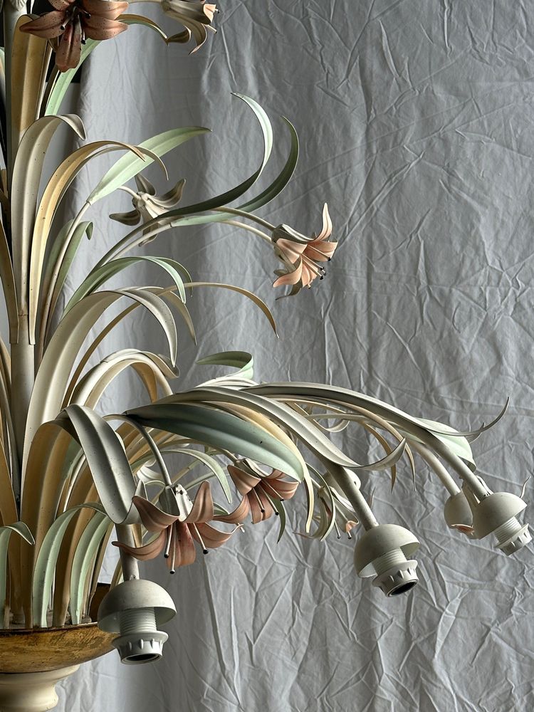 Suspensions - Très grand lustre motifs de fleurs blanc rose et vert Maison Masca D:1m10 H:1m - OFFICE OBJETS