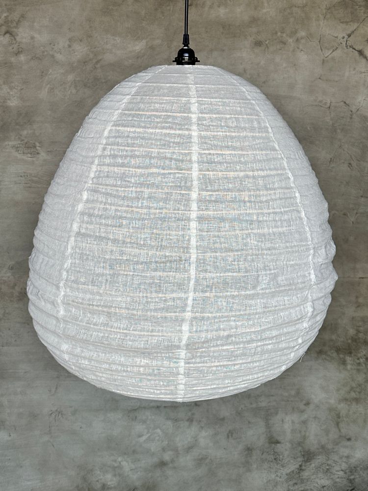 Suspensions - Très grande suspension en rotin et lin naturel japonisante en forme de goutte H65 D70 - OFFICE OBJETS