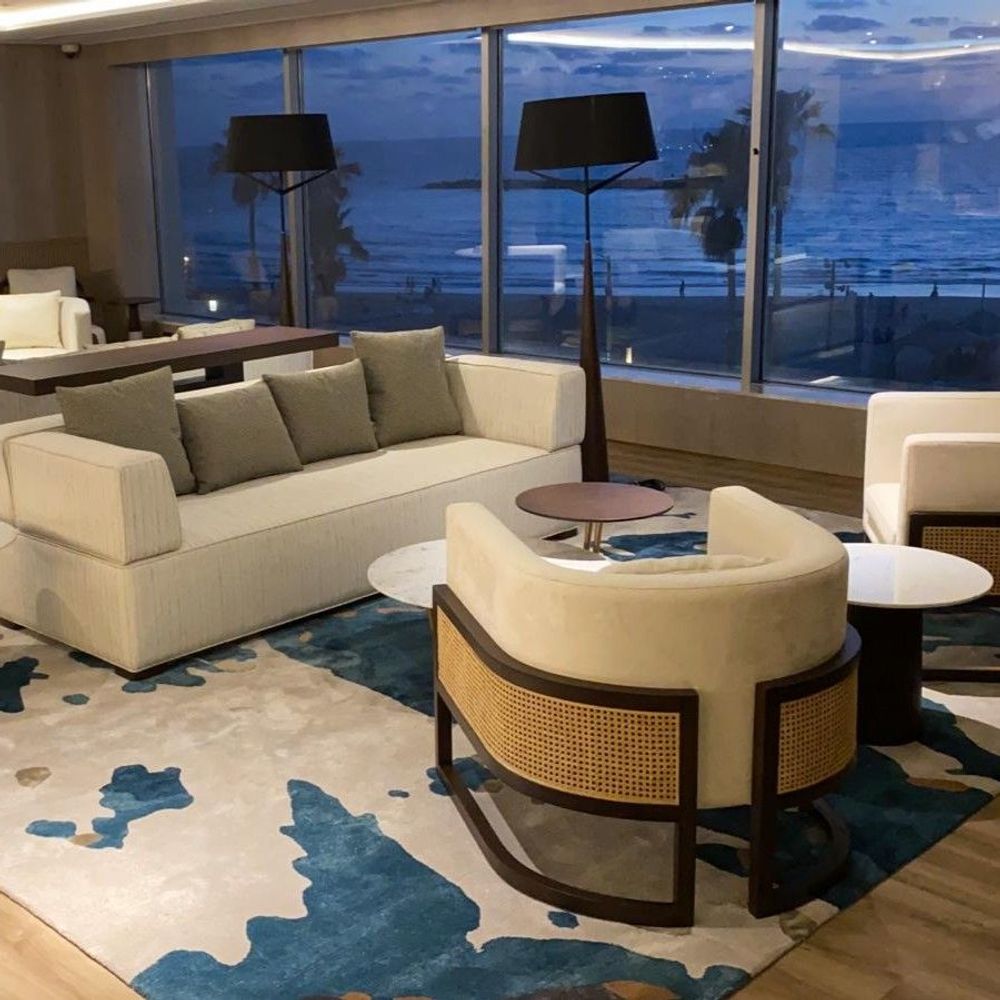 Tapis sur-mesure - Donnez forme à vos projets avec des tapis luxueux et personnalisés - LOOMINOLOGY RUGS