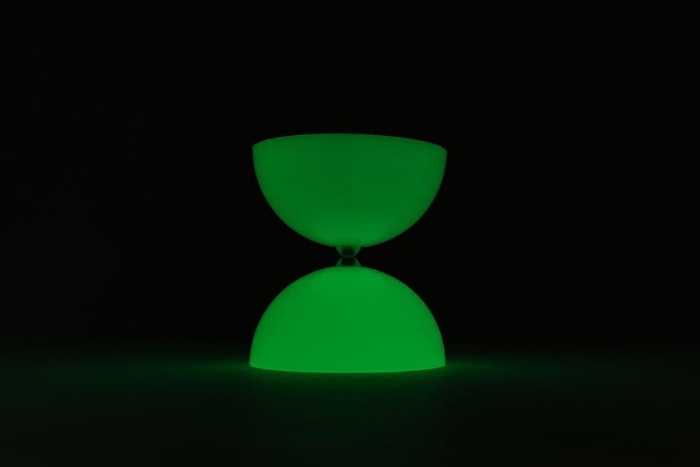 Jouets enfants - Diabolo phosphorescent professionnel - MORA-PLAY