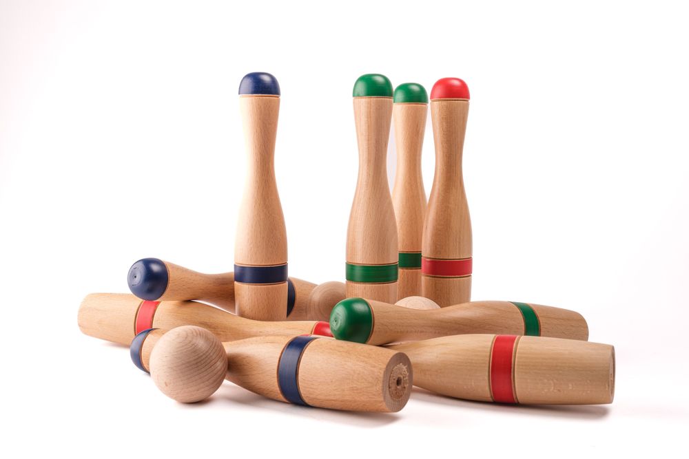 Toys - Classic Bowling Set 24 cm (9 pins in a net) - MORA-PLAY