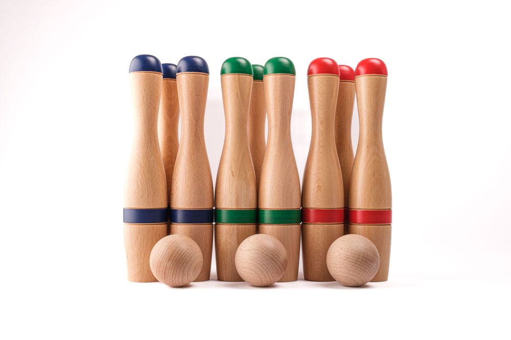 Toys - Classic Bowling Set 24 cm (9 pins in a net) - MORA-PLAY