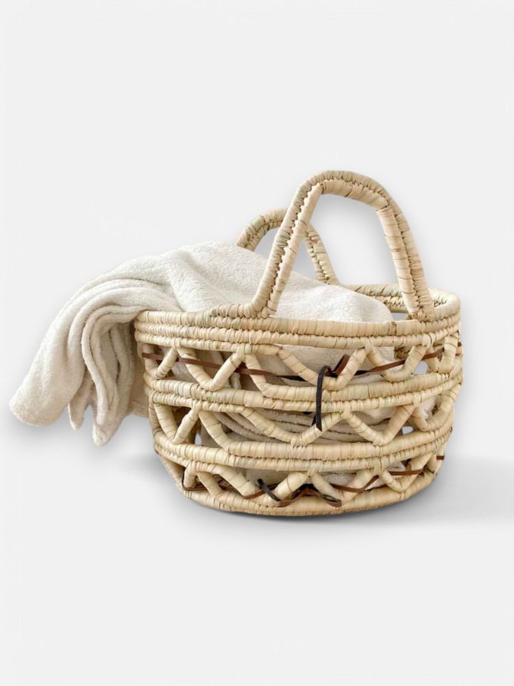 Shopping baskets - Betty Shopping Basket – Handwoven Palm Leaf – Sustainable & Styling - MAISON ZOE