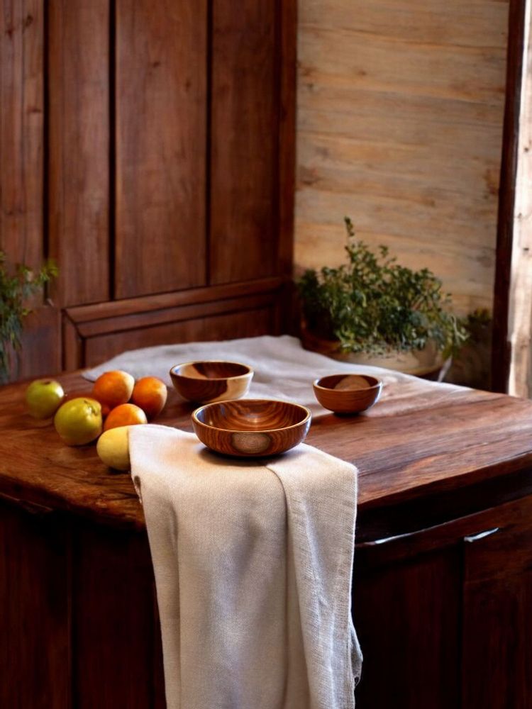 Platter and bowls - Ostar Sheesham Wood Bowl – Handmade - Sustainable - and Food-Safe - MAISON ZOE