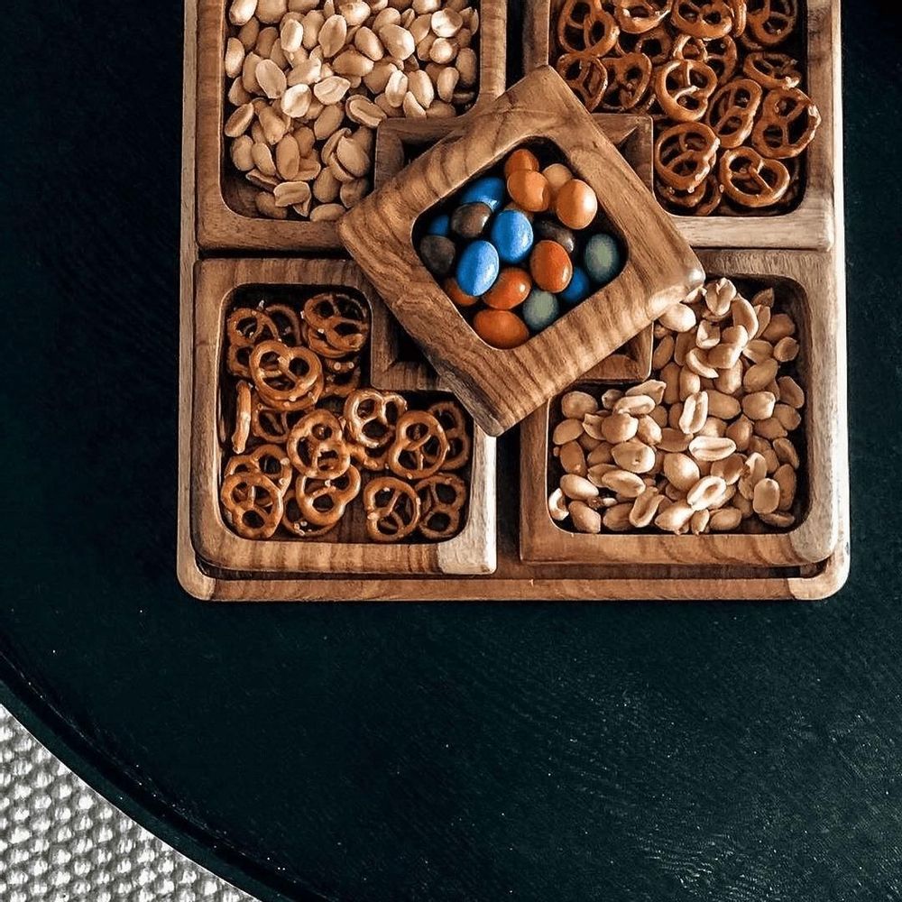 Plats et saladiers - Plateau à collation pour bébé en bois Sheesham, élégant et pratique - MAISON ZOE