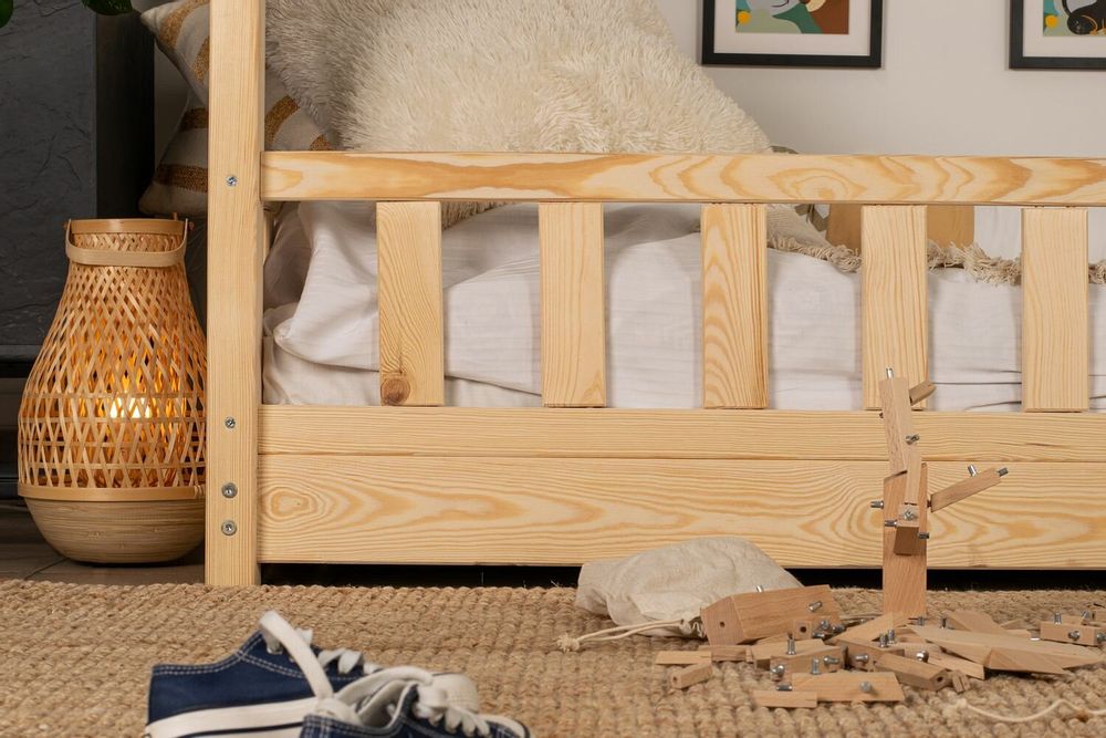 Lits - Lit Montessori House en bois. Lit de maison pour enfants. Style scandi - WELLDONE® DOBRE RZECZY
