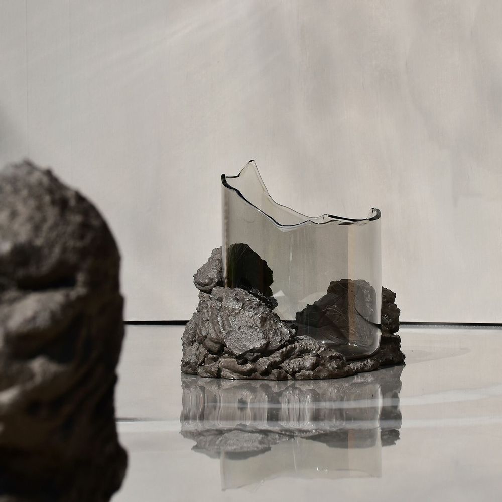 Decorative objects - CATHARSIS, Sculptural Centerpiece Bowl in glass and stone, Ash Black - COKI