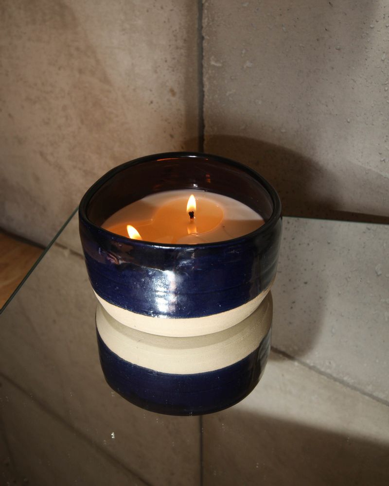 Mugs - Midi Red Gold Refillable Scented Candle 360g - MAISON TASSAN