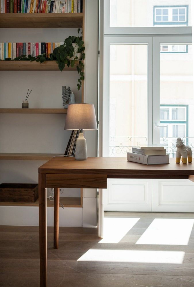 Mobilier et rangements pour bureau - Bureau FRONTAL 180 cm x 90 cm en noyer - MOR