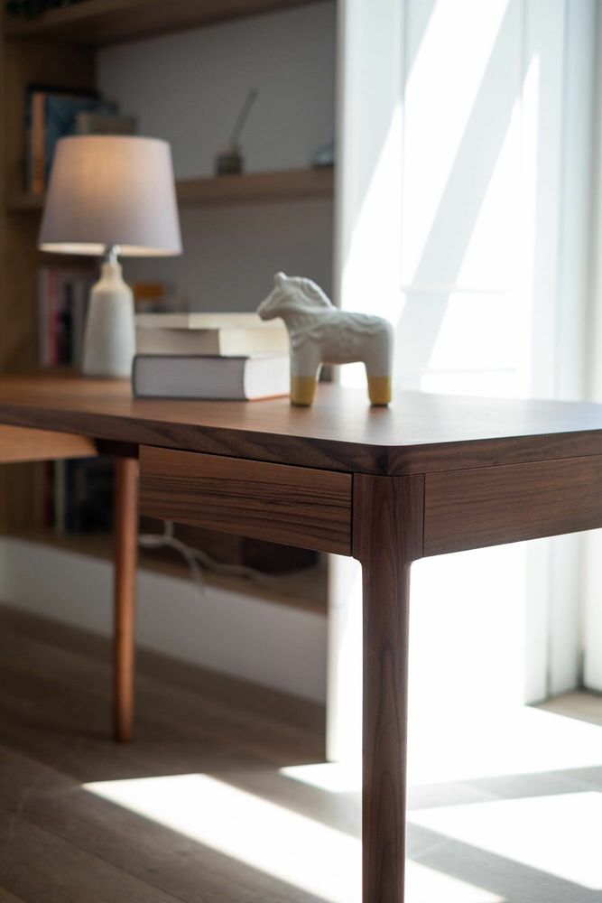 Mobilier et rangements pour bureau - Bureau FRONTAL 180 cm x 90 cm en noyer - MOR