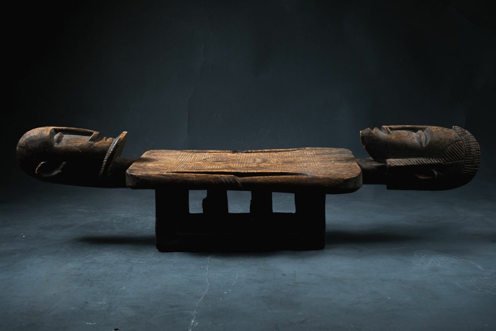 Objets de décoration - Tabouret de mariage Dogon en bois sculpté, Mali - QUINTESSENCE AFRICAINE