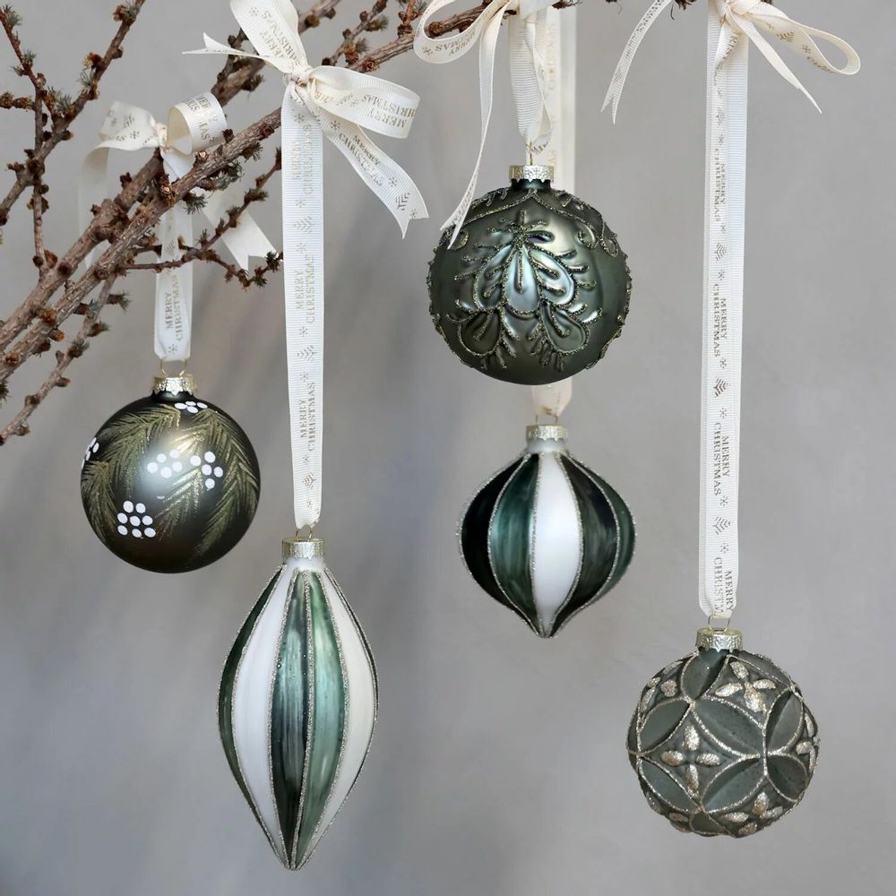 Guirlandes et boules de Noël - Boules de Noël et décorations. - CHIC ANTIQUE A/S