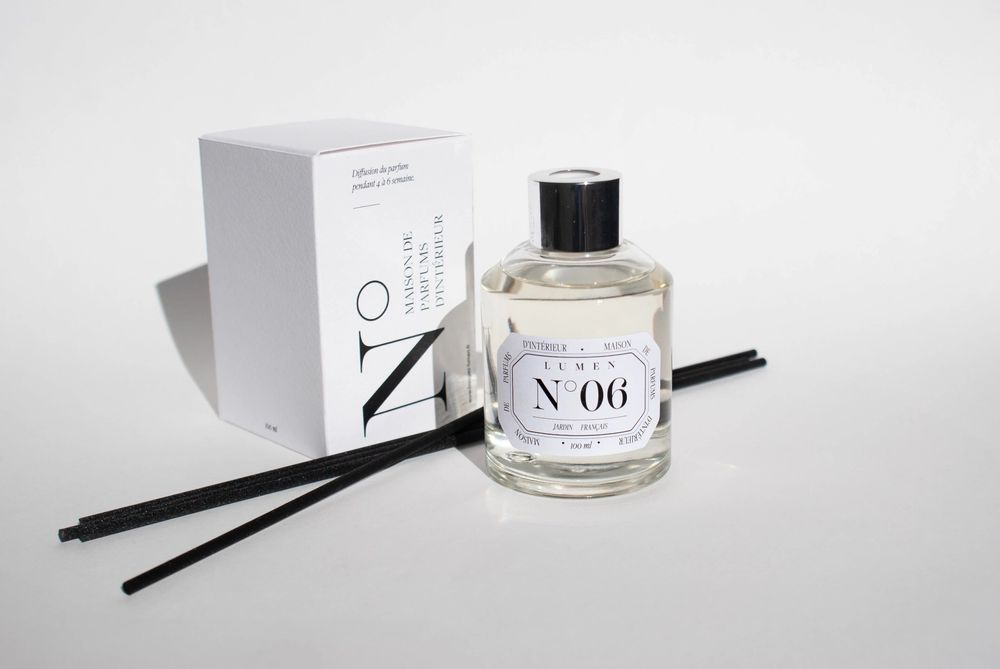 Diffuseurs de parfums - Diffuseur Naturel 100ml N°06 - Jardin à la Française - LUMEN • MAISON DE PARFUMS D'INTÉRIEUR
