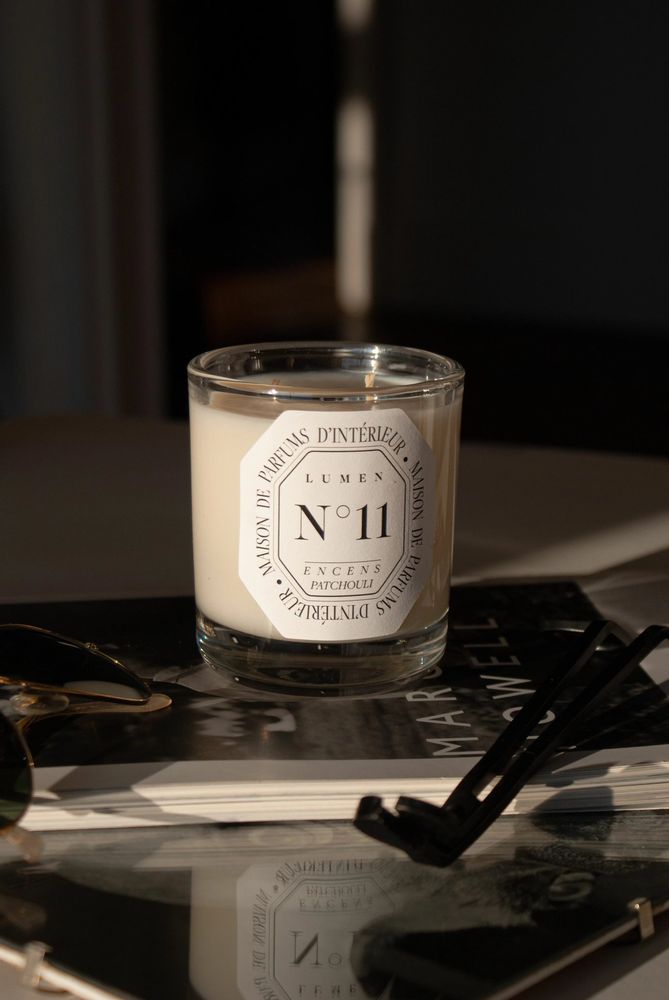 Bougies - Bougie Parfumée Naturelle 180g N°11 - Encens Patchouli - LUMEN • MAISON DE PARFUMS D'INTÉRIEUR