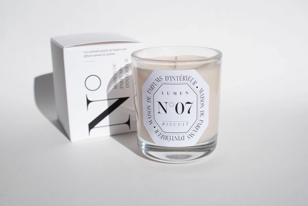 Candles - Natural Scented Candle 180g N°07 - Childhood Biscuit - LUMEN • MAISON DE PARFUMS D'INTÉRIEUR