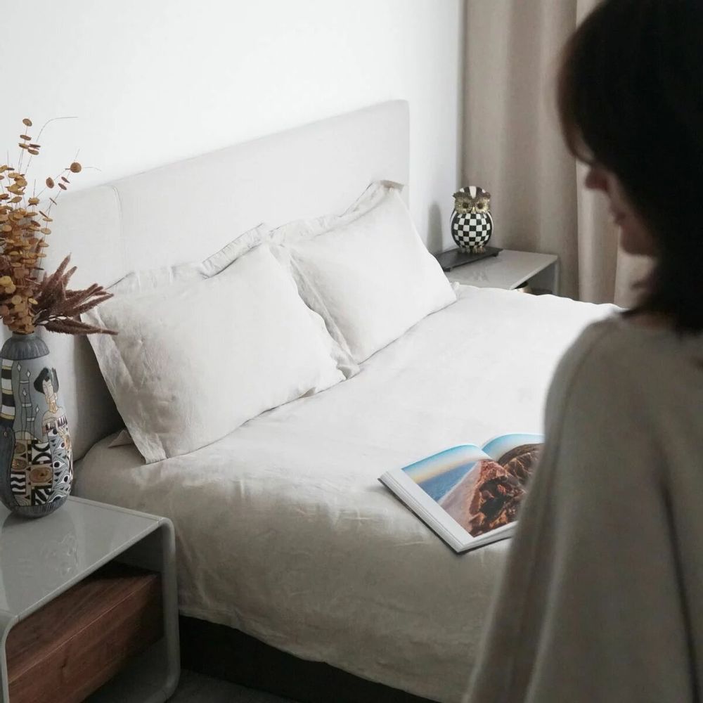 Bed linens - Premium Washed Linen Bed Set. Fitted Sheet. Ivory - SOWL