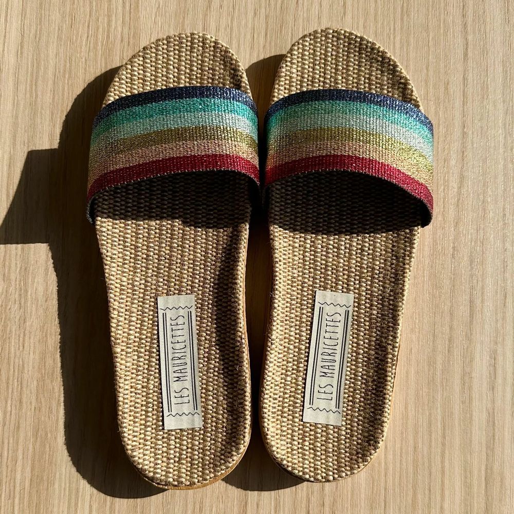 Loungewear - LES MAURICETTES by Gigi, ultra light lurex flip-flops - LES MAURICETTES