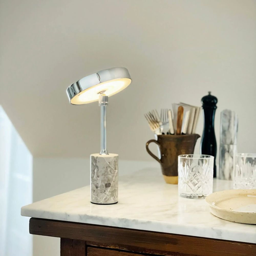 Lampes à poser - Lampe de table LED rechargeable Starlight chrome/marbre gris - DYBERG LARSEN