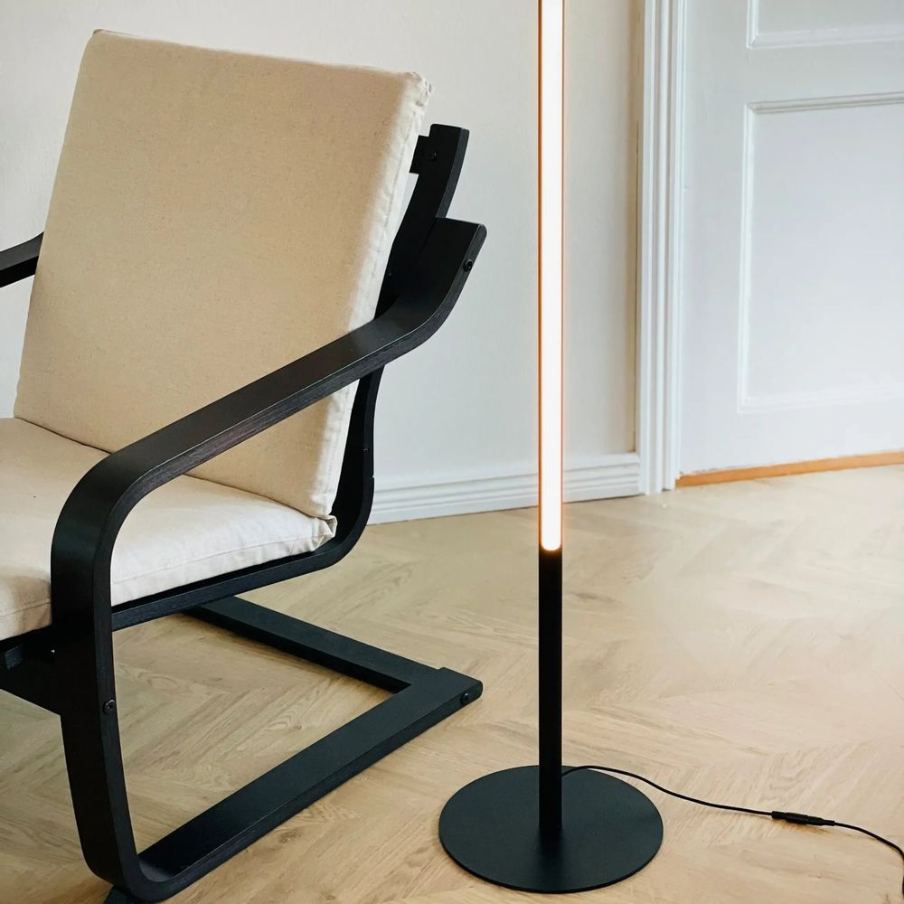 Floor lamps - Vagner LED Black Floor lamp - DYBERG LARSEN