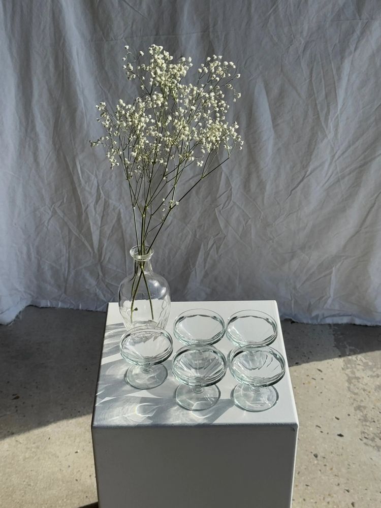 Installation accessories - 5 small vintage glass stemmed bowls - OFFICE OBJETS