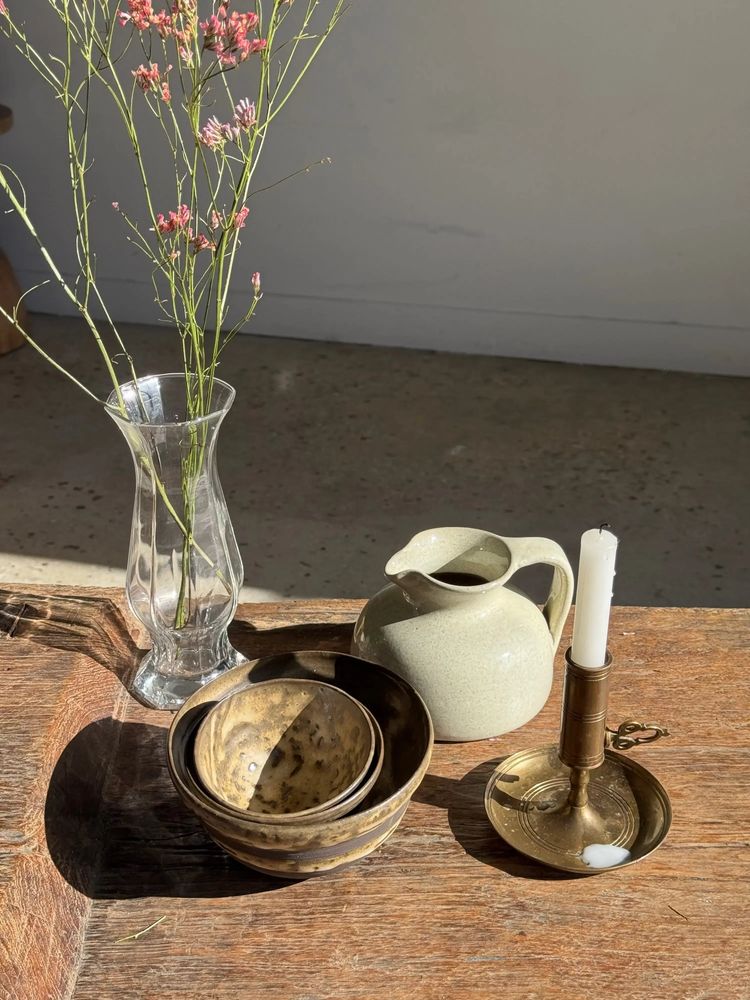 Candlesticks and candle holders - Brass hand candle holder MALM H11.5 - OFFICE OBJETS