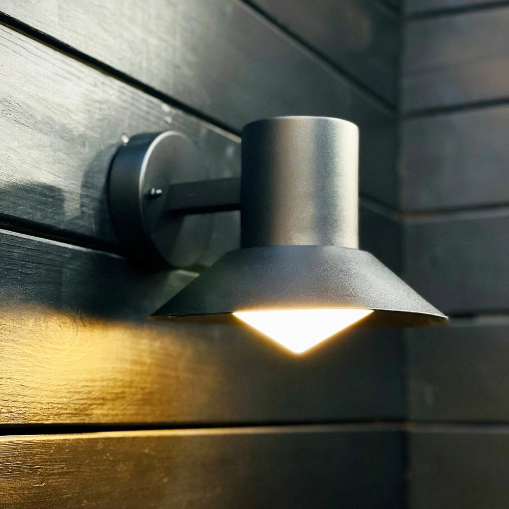 Outdoor wall lamps - Venice outdoor wall lamp Black - DYBERG LARSEN