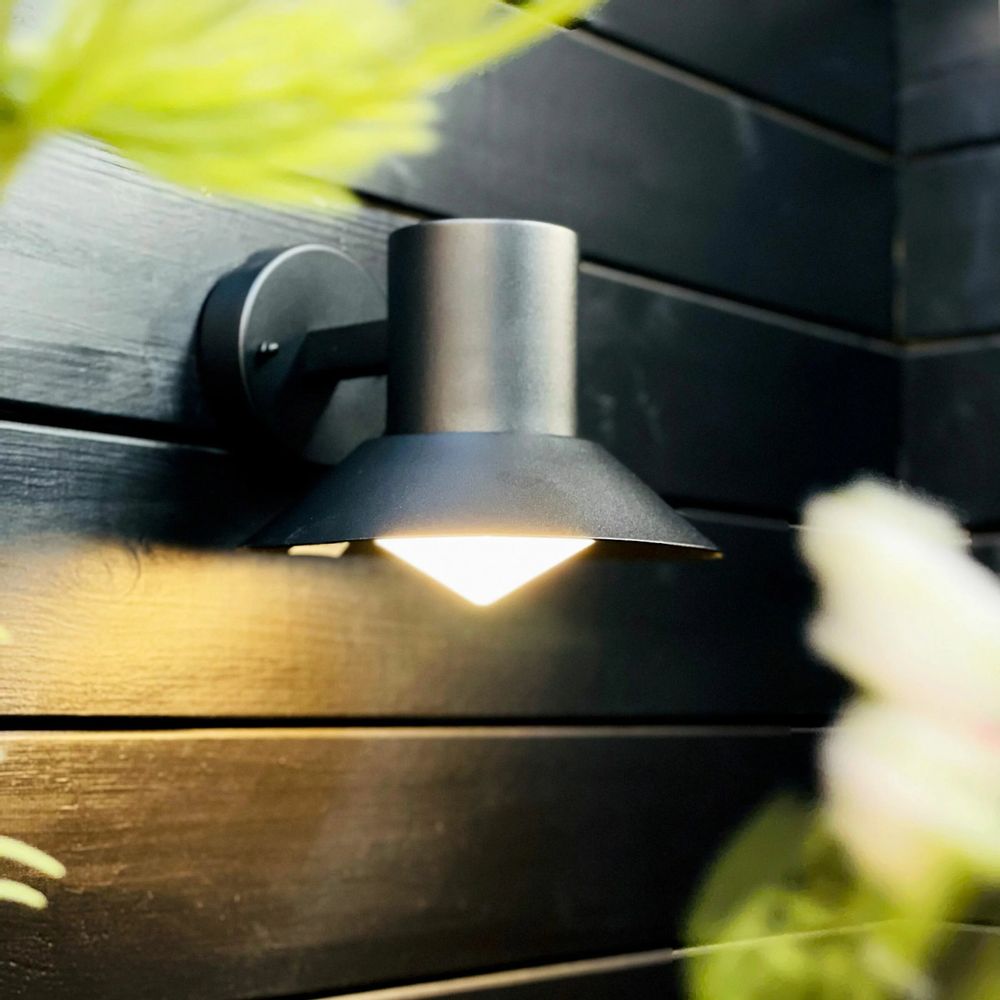 Outdoor wall lamps - Venice outdoor wall lamp Black - DYBERG LARSEN