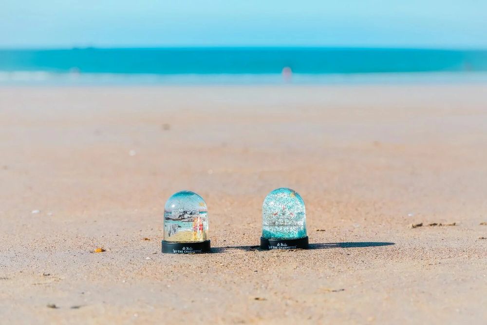 Outdoor decorative accessories - Dan Summer glitter ball - LES RITOURNAILES