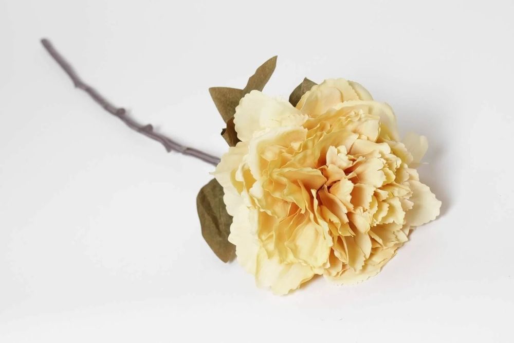 Floral decoration - Pivoine artificielle jaune H68cm - LE COMPTOIR.COM