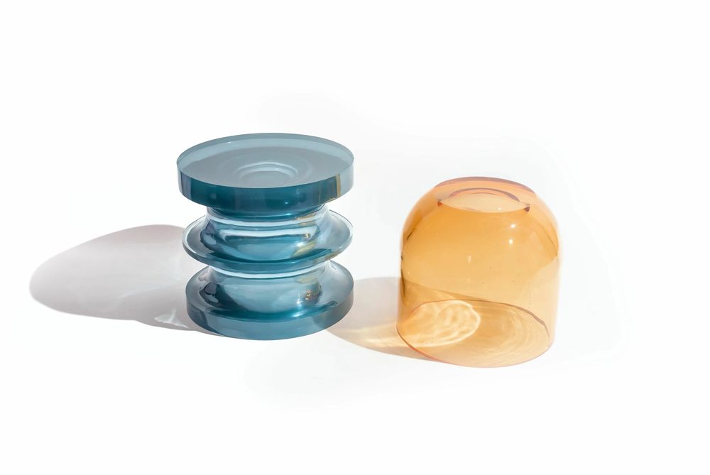 Autres tables  - Table d'appoint 'Echo III' en résine polyuréthane bleu clair - TULESTE FACTORY