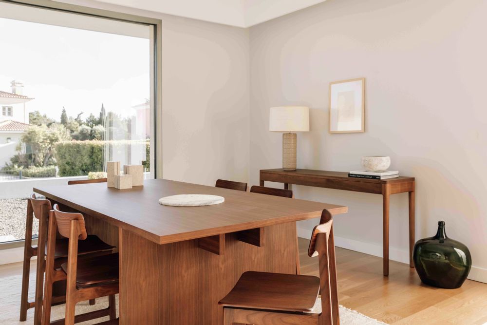 Console table - The modern and minimalist FRONT sideboard - Walnut wood - MOR