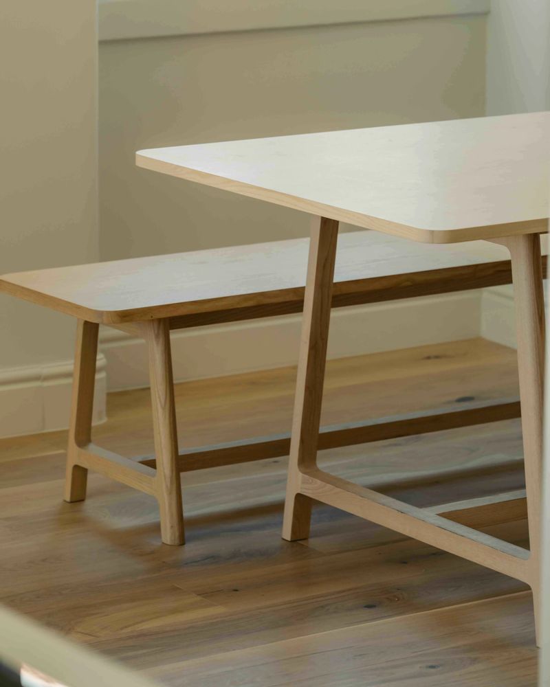 Tables Salle à Manger - Table à cadre minimaliste pour des réunions intemporelles - MOR