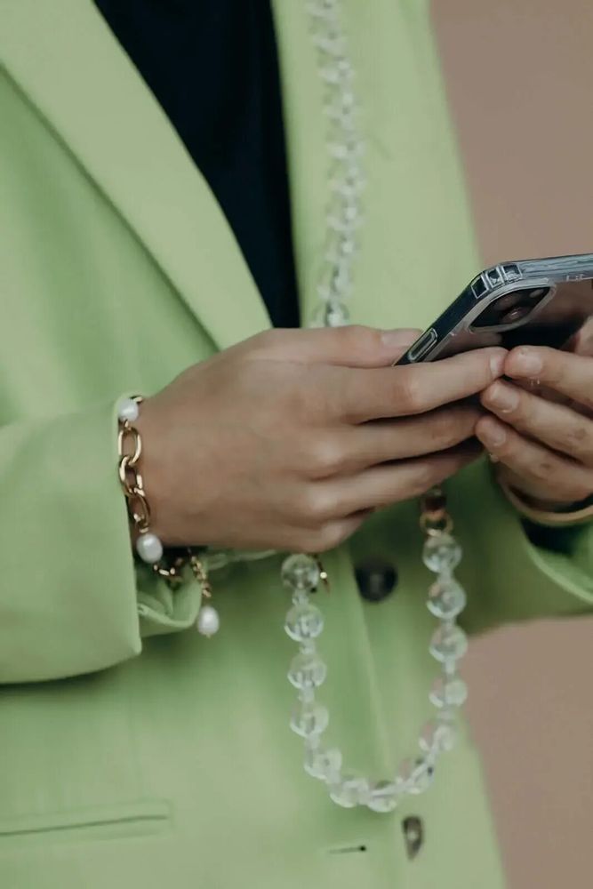 Cadeaux - Juniper Short SANGLE DE TÉLÉPHONE CLR - FOLIE À TROIS