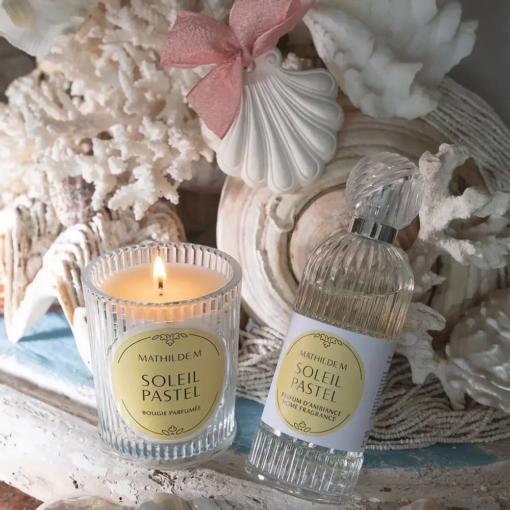 Bougies - Bougie parfumée Les Intemporelles 145 g - Soleil Pastel - MATHILDE M.