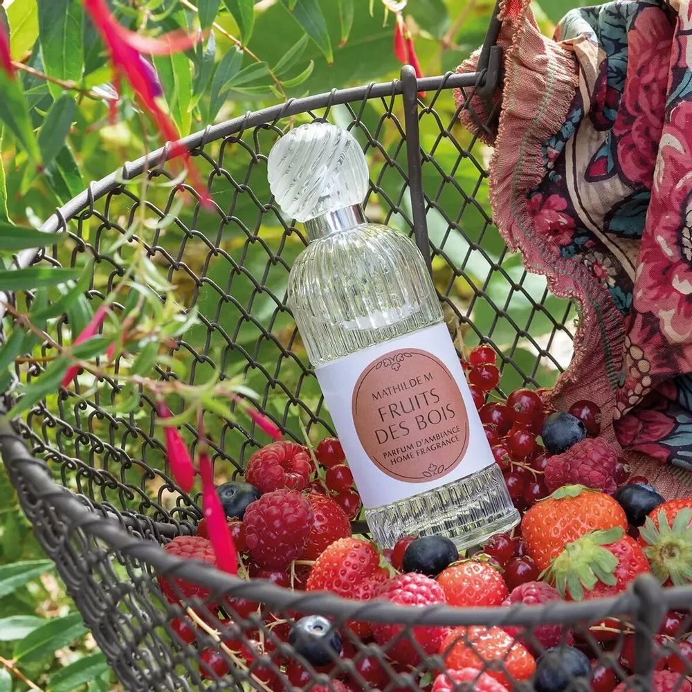 Scent diffusers - Home fragrance Les Intemporelles 100 ml - Fruits of the Woods - MATHILDE M.