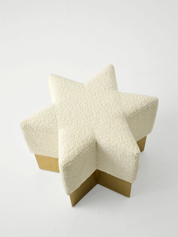 Tabourets - Pouf Starboy en tissu bouclé et laiton mat par Merve Kahraman - TULESTE FACTORY
