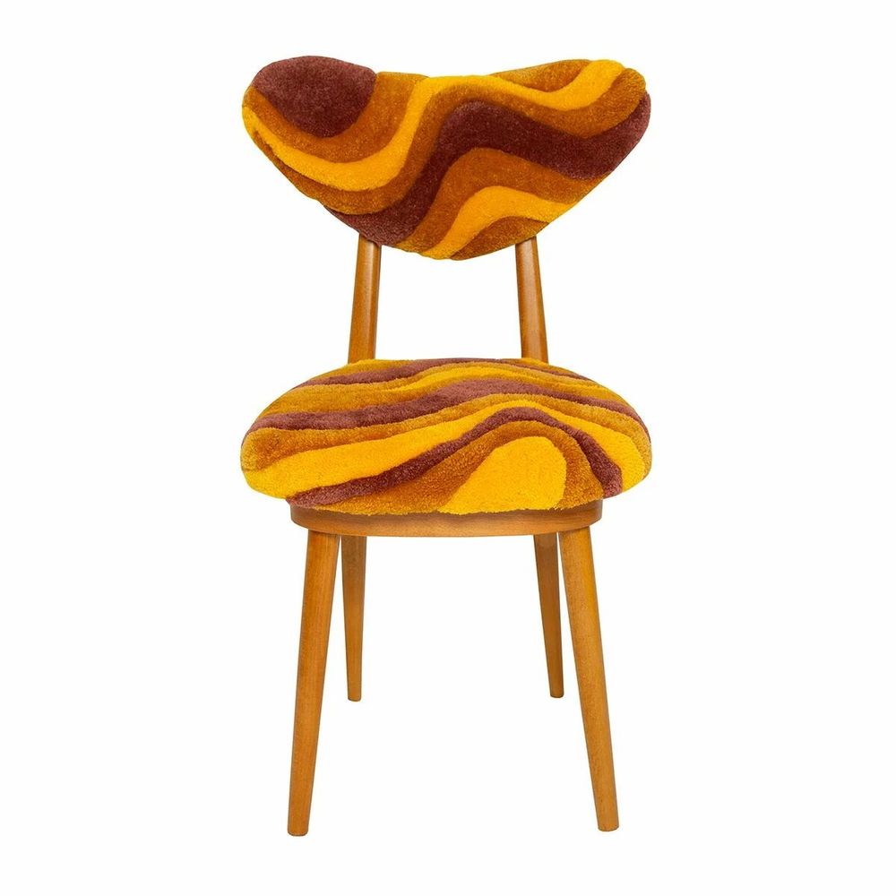 Chaises - Chaise Heart en laine jaune et bois de hêtre par Vintola Studio - TULESTE FACTORY