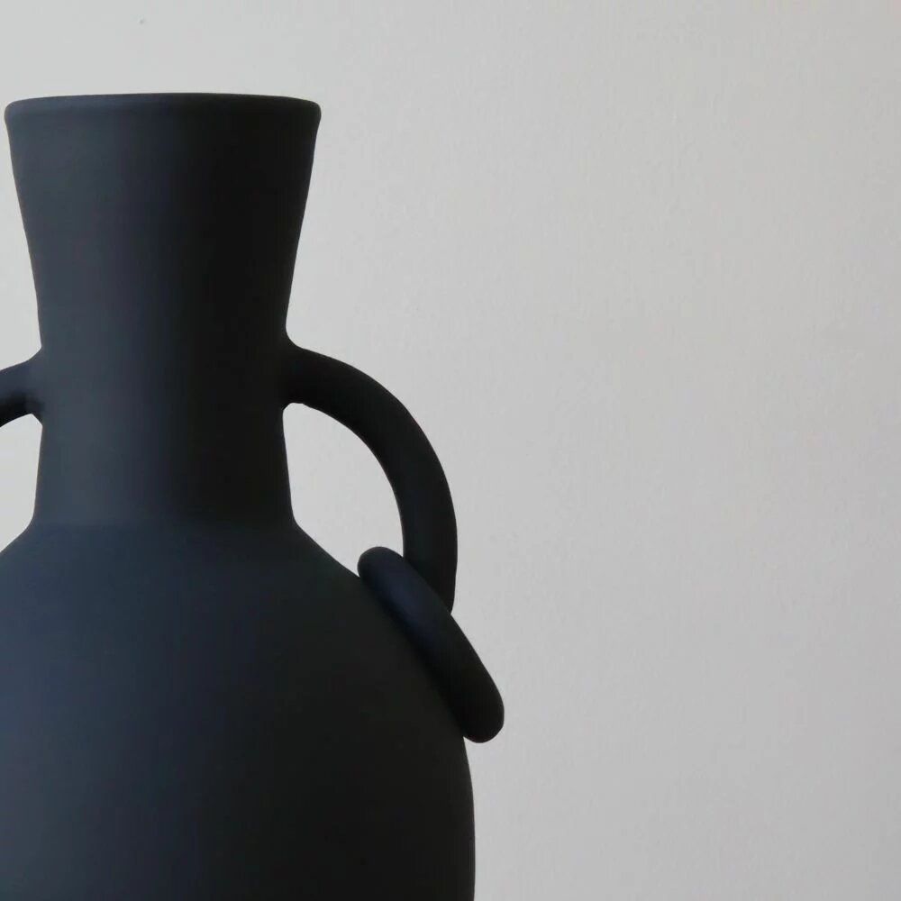 Vases - Cirta Vase - Matt Black - MAISON MARMOL