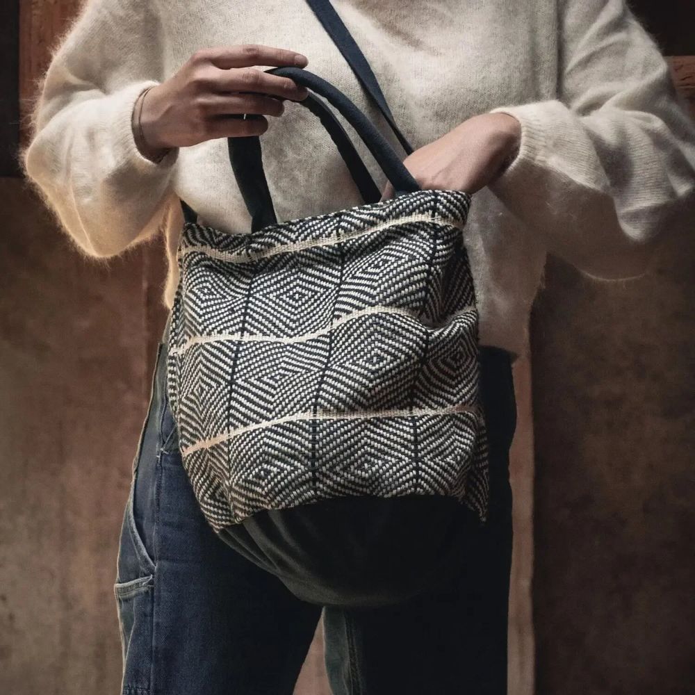 Bags and totes - COYOTTE linen and cotton handbag 45x30x28 cm - BED AND PHILOSOPHY